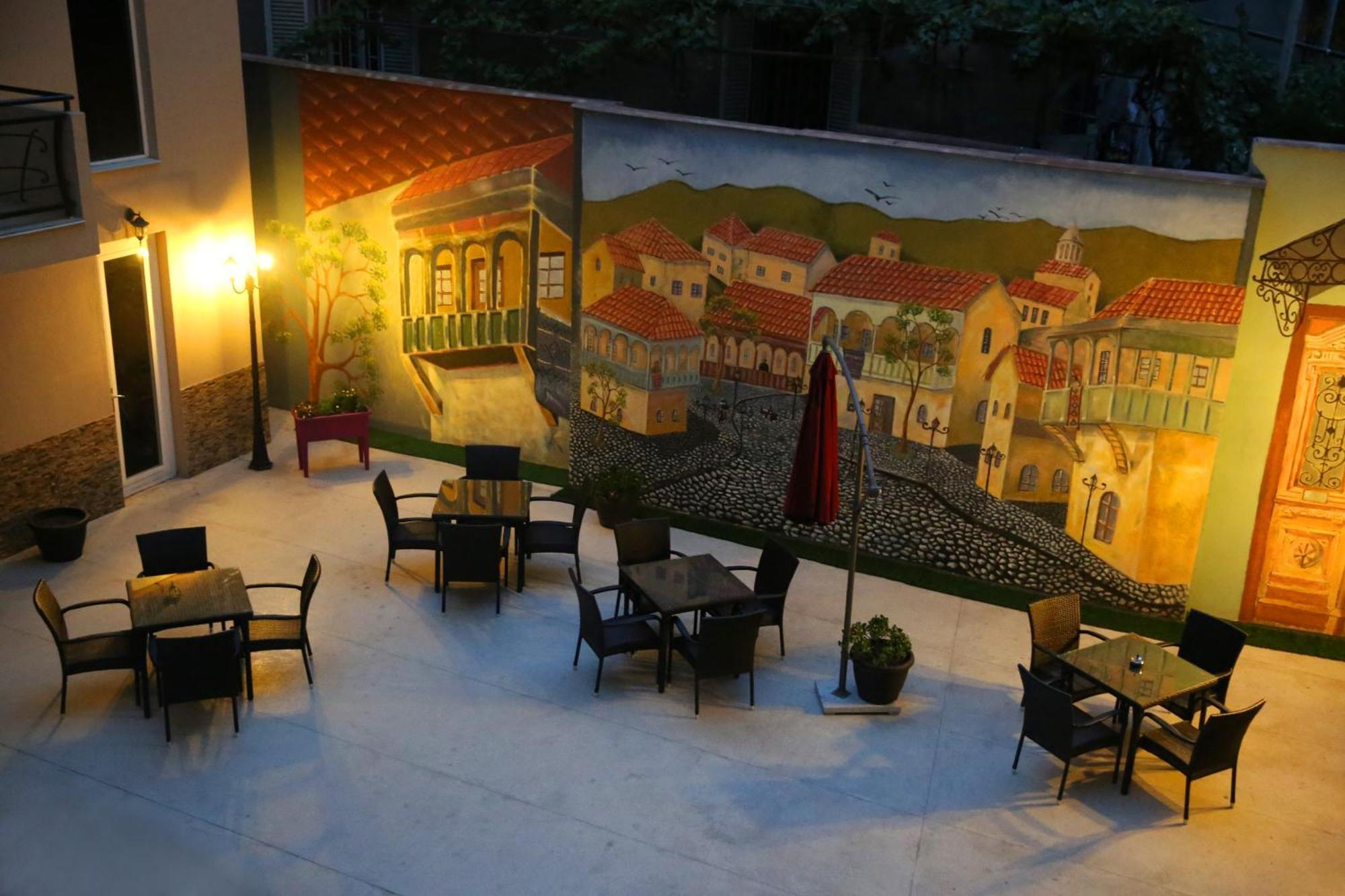 Hotel Gureli Tbilisi Esterno foto
