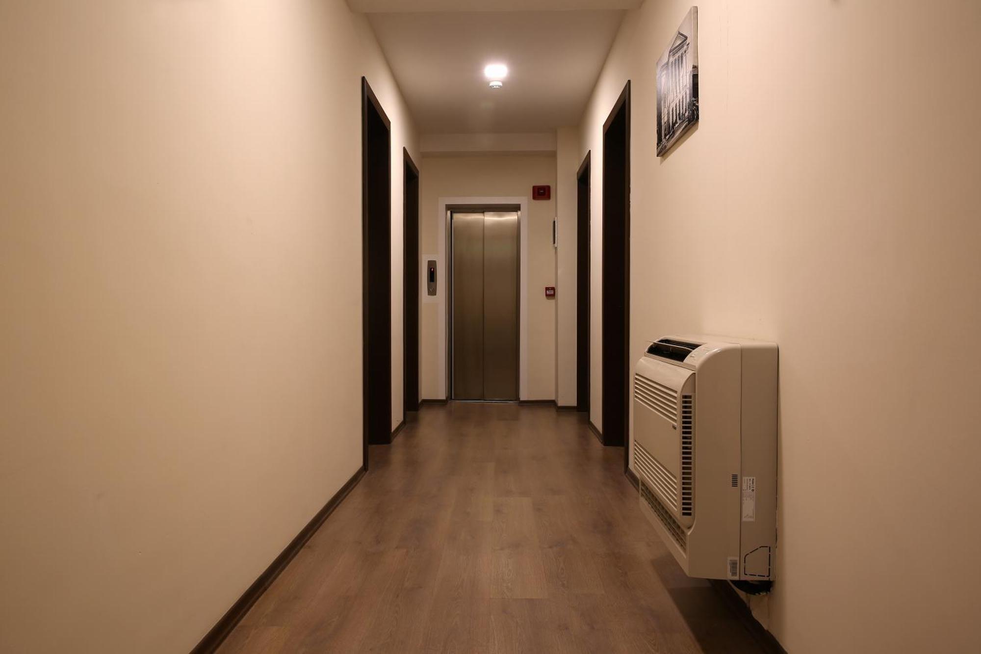 Hotel Gureli Tbilisi Esterno foto