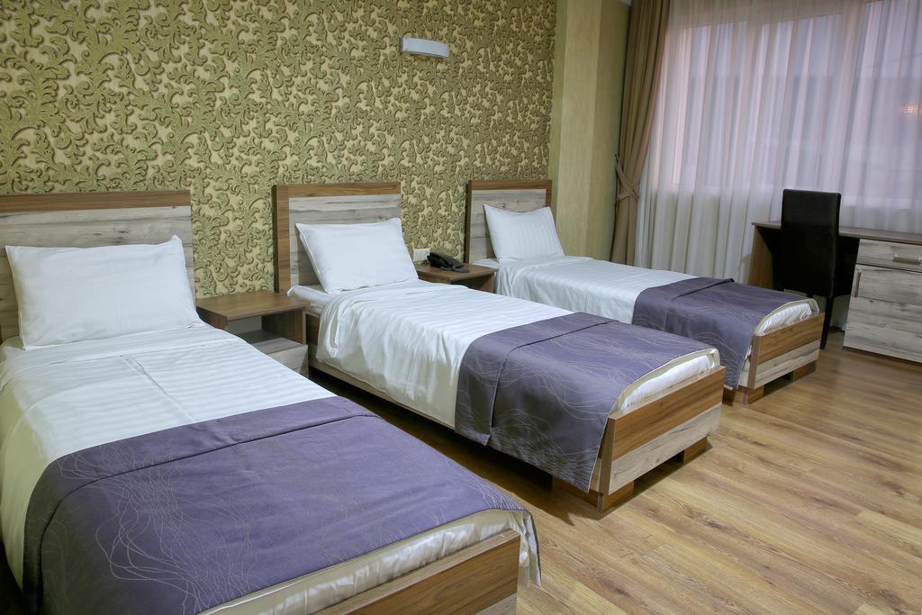 Hotel Gureli Tbilisi Esterno foto