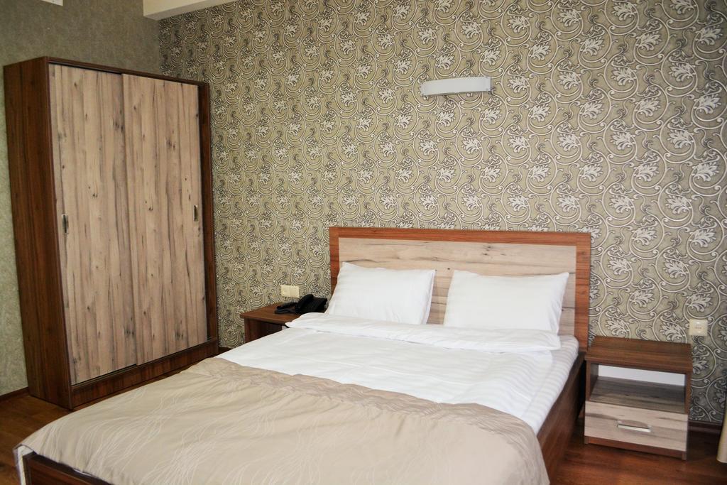 Hotel Gureli Tbilisi Esterno foto