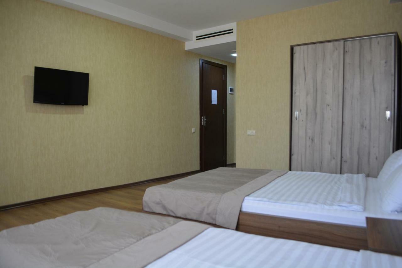 Hotel Gureli Tbilisi Esterno foto
